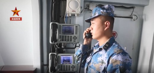 感动！“感谢祖国海军为我护航”中国渔船打横幅感谢人民海军护航