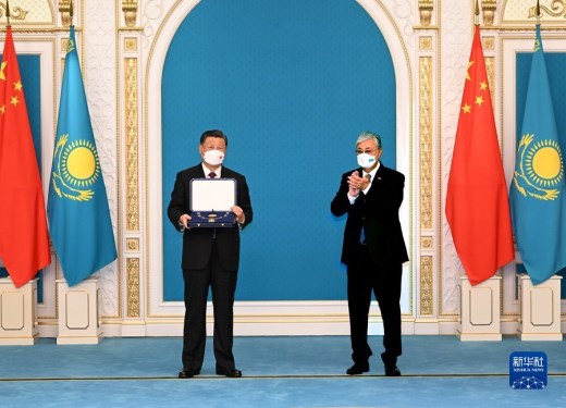 习近平接受哈萨克斯坦总统